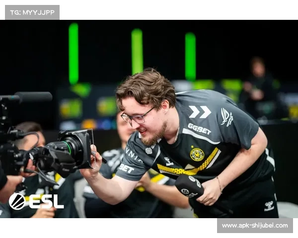 ZywOo荣膺ESL第22赛季MVP官方盛赞其统治级巅峰表现